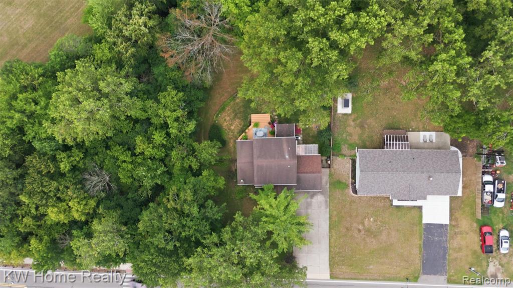 main property photo 74
