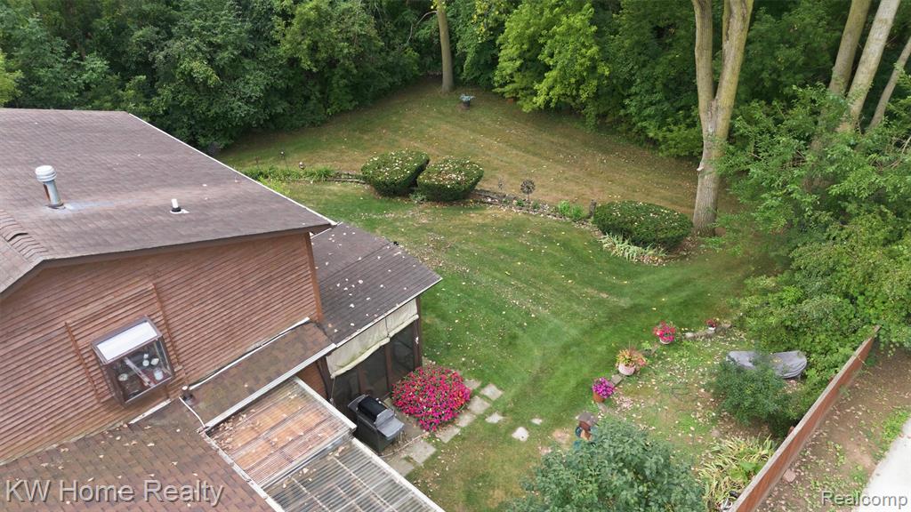 main property photo 77