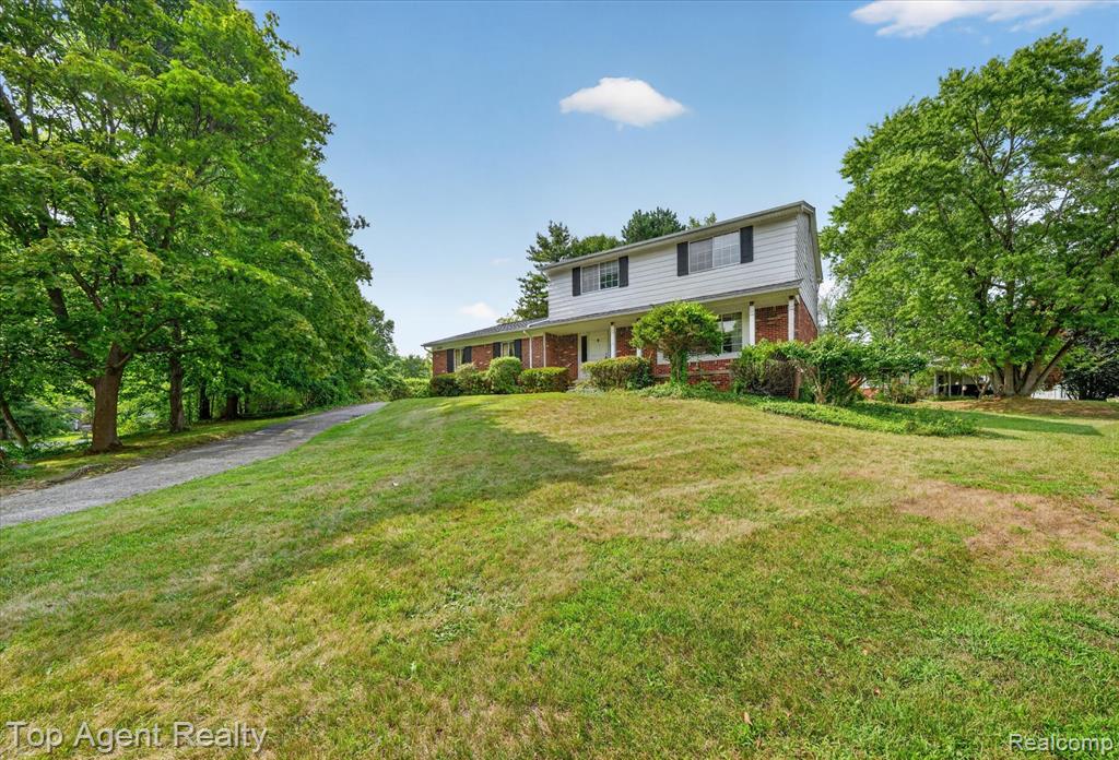 main property photo 48