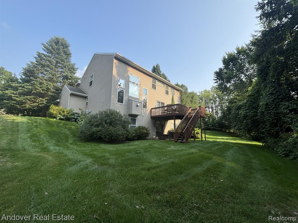 main property photo 33