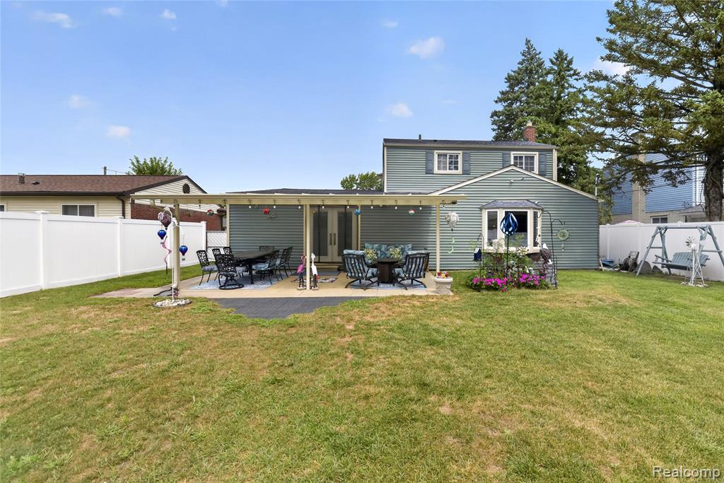 main property photo 49