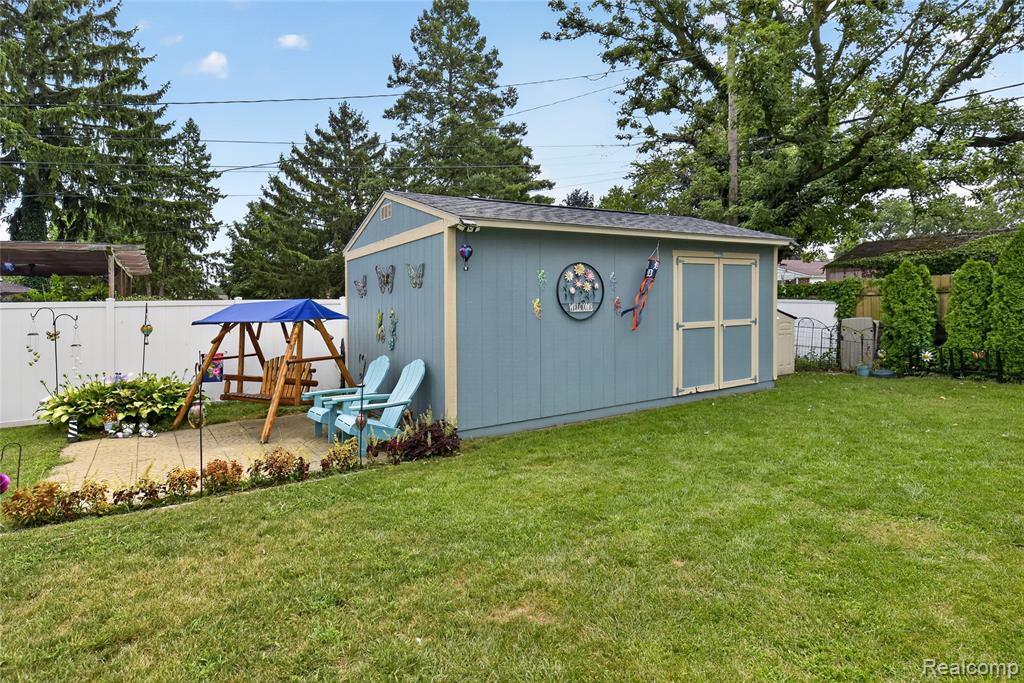main property photo 53