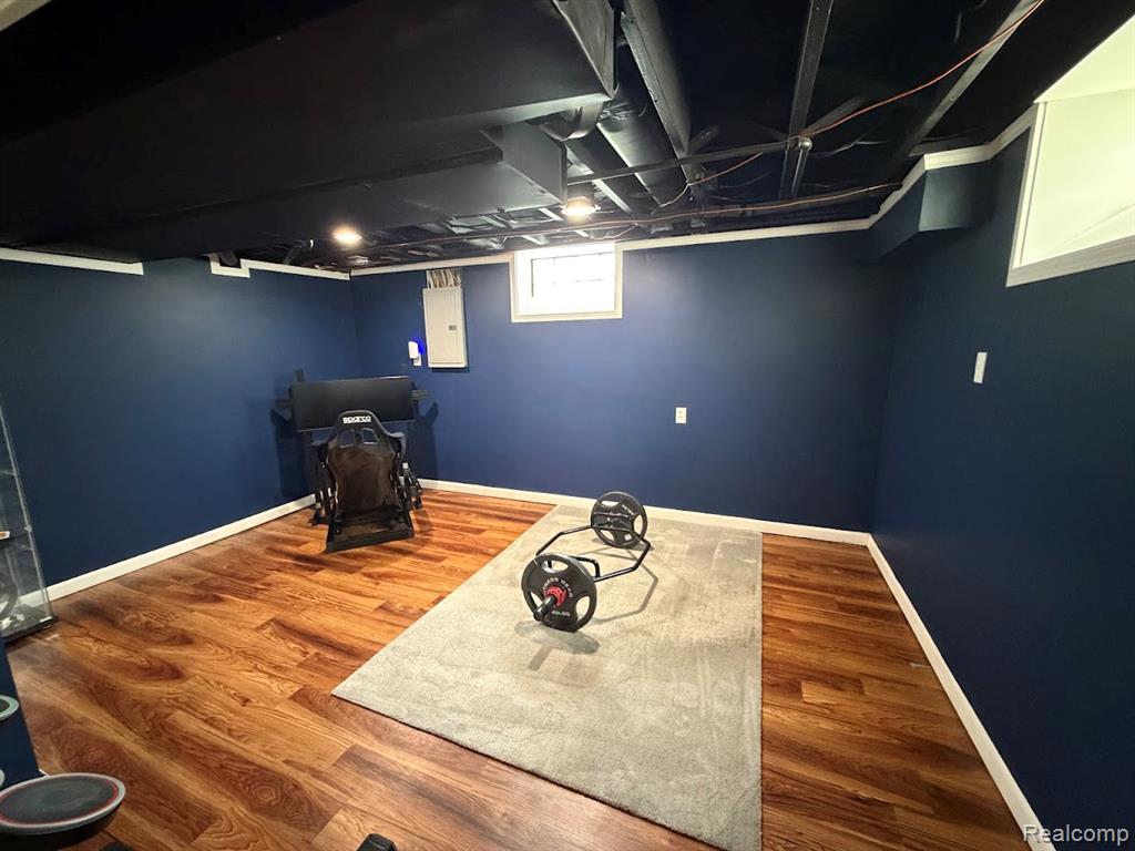 main property photo 32