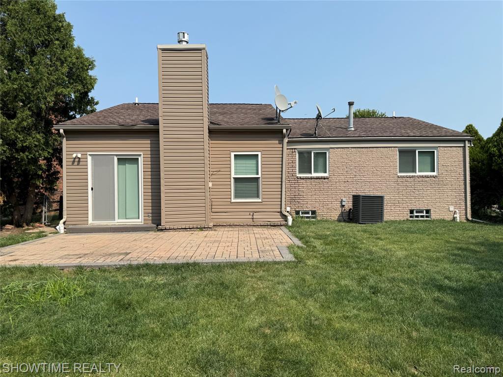 main property photo 22