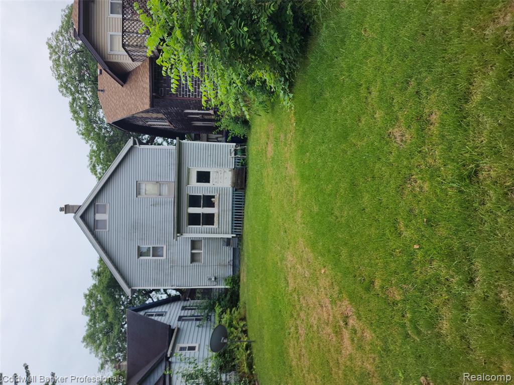 main property photo 10