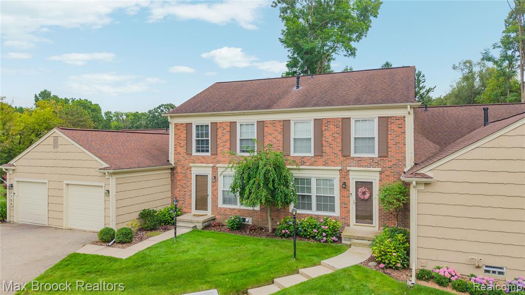 main property photo 40
