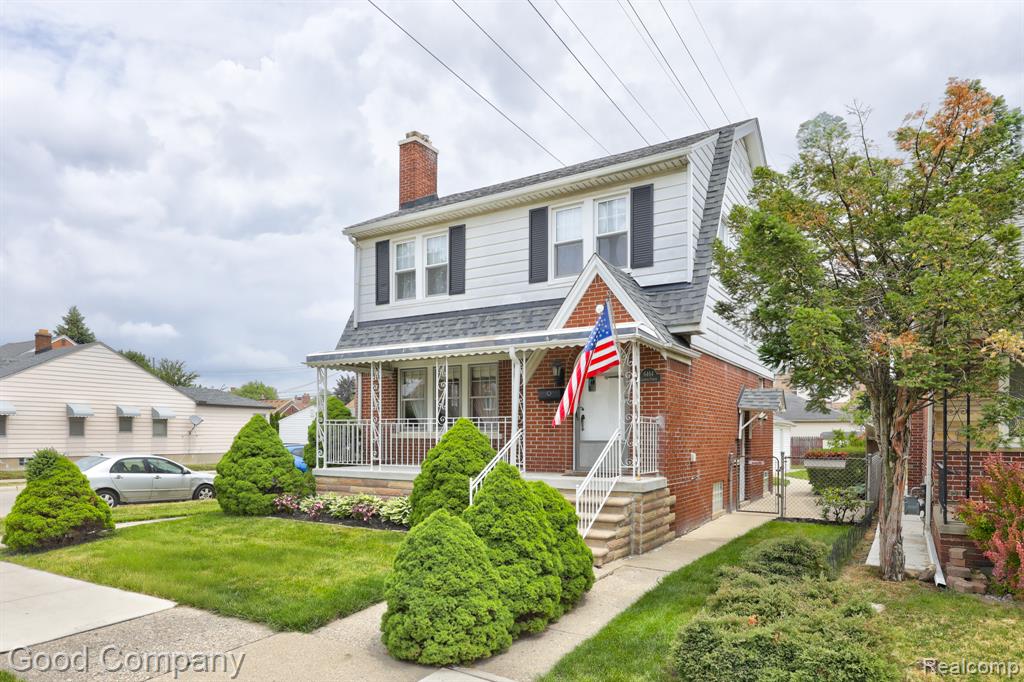 main property photo 58