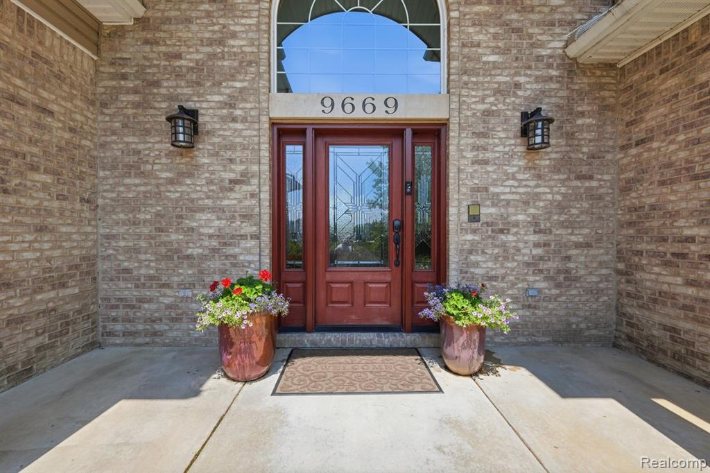 main property photo 10