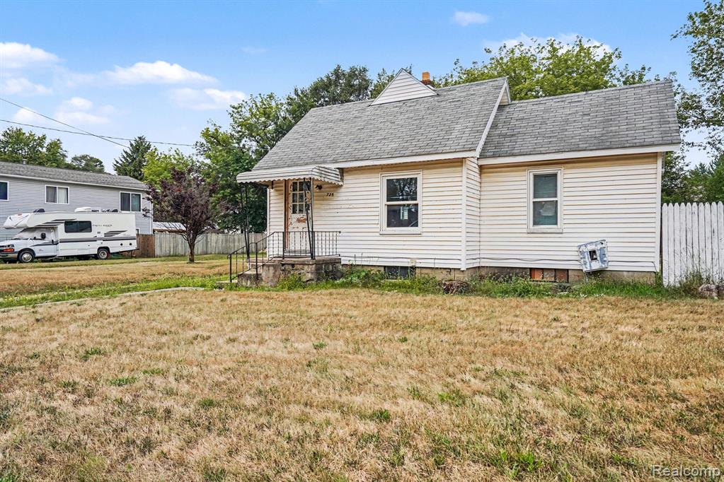 main property photo 24