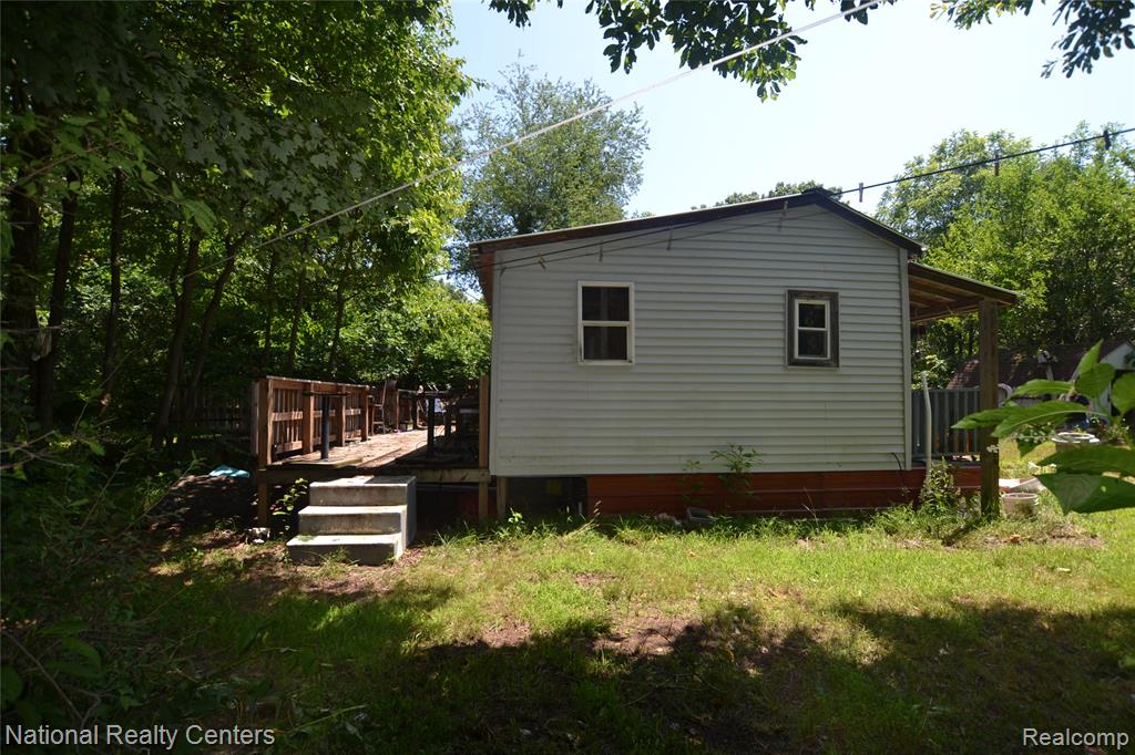 main property photo 41