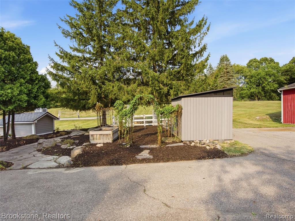 main property photo 63