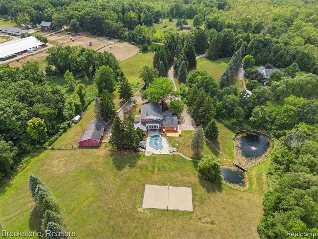 main property photo 73