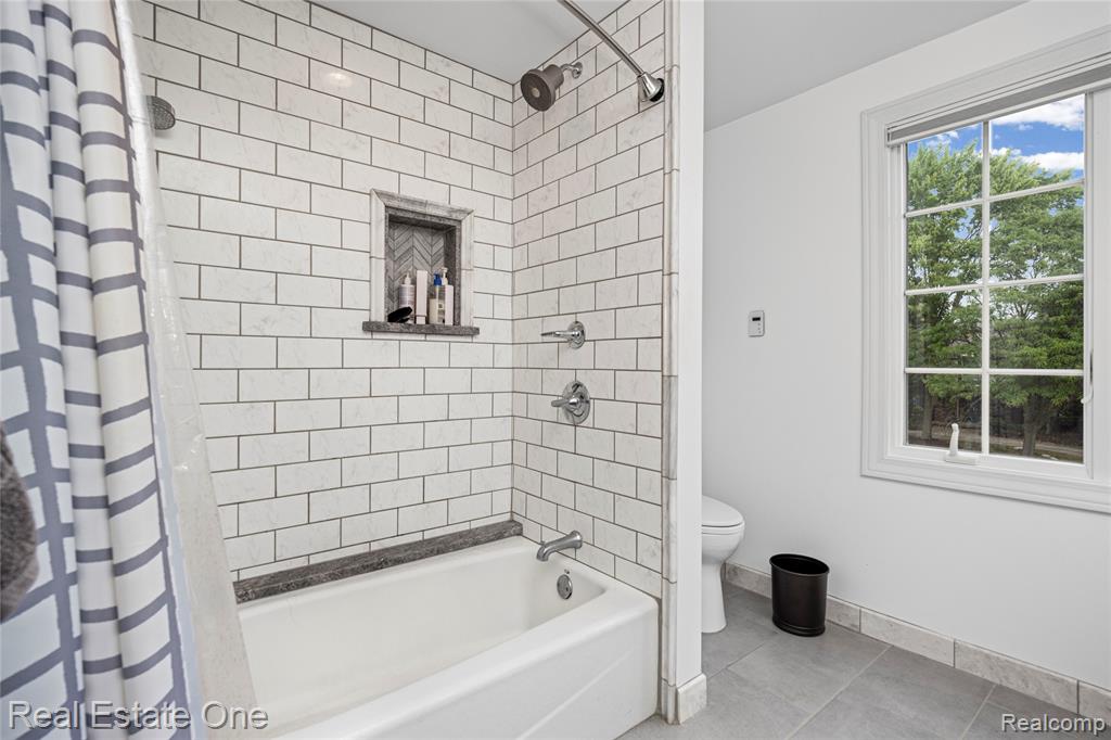 main property photo 63