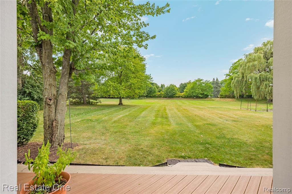 main property photo 81
