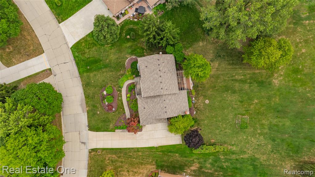 main property photo 84