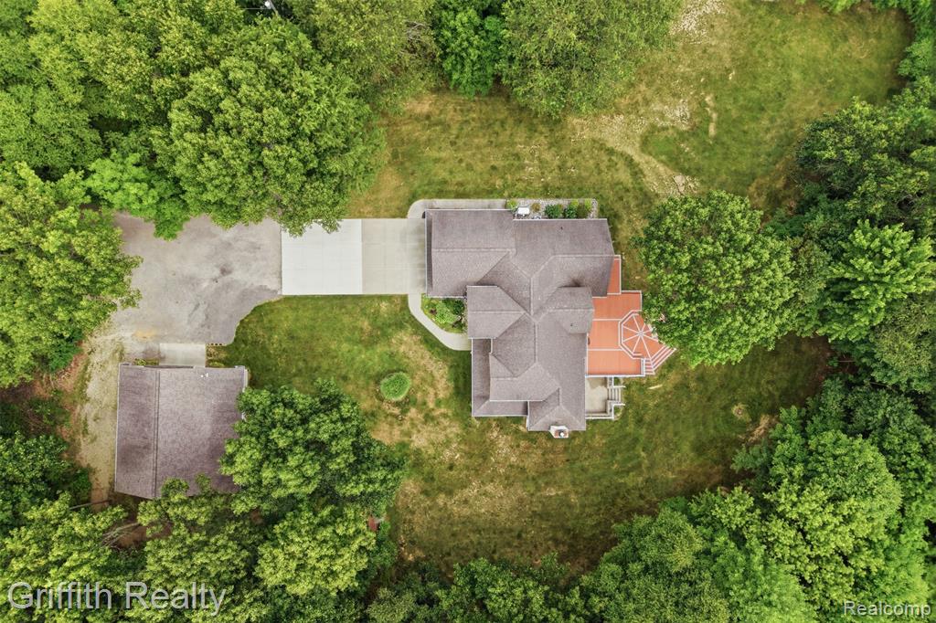 main property photo 79