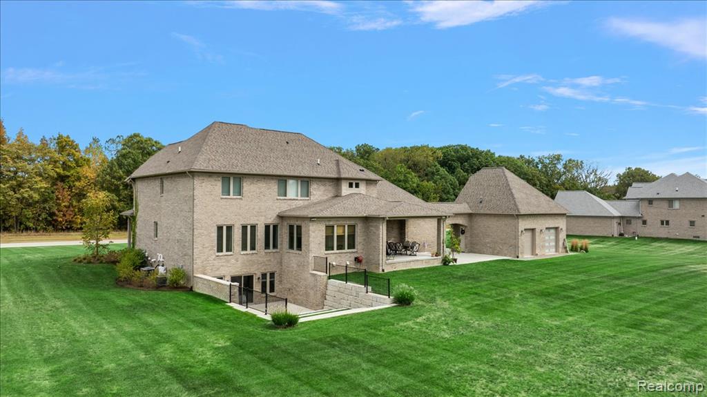 main property photo 85