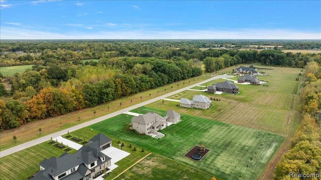 main property photo 89