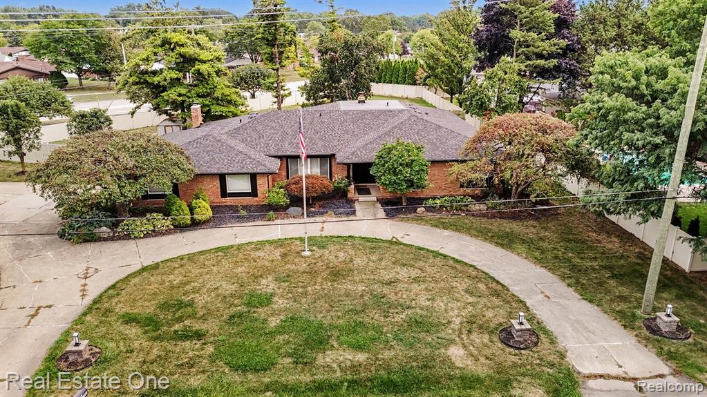 main property photo 51