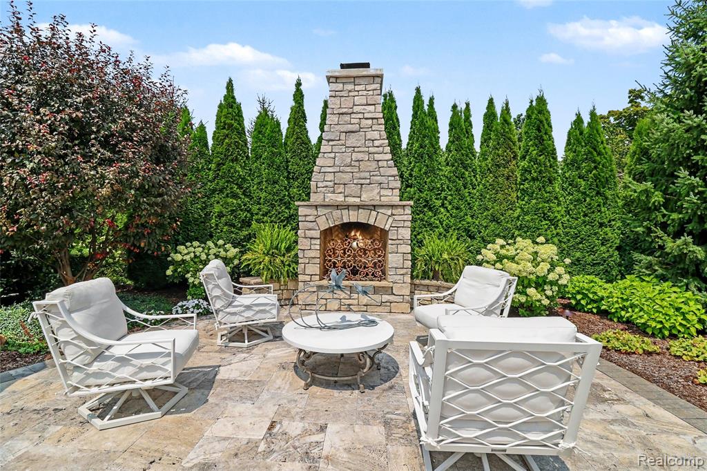 main property photo 62