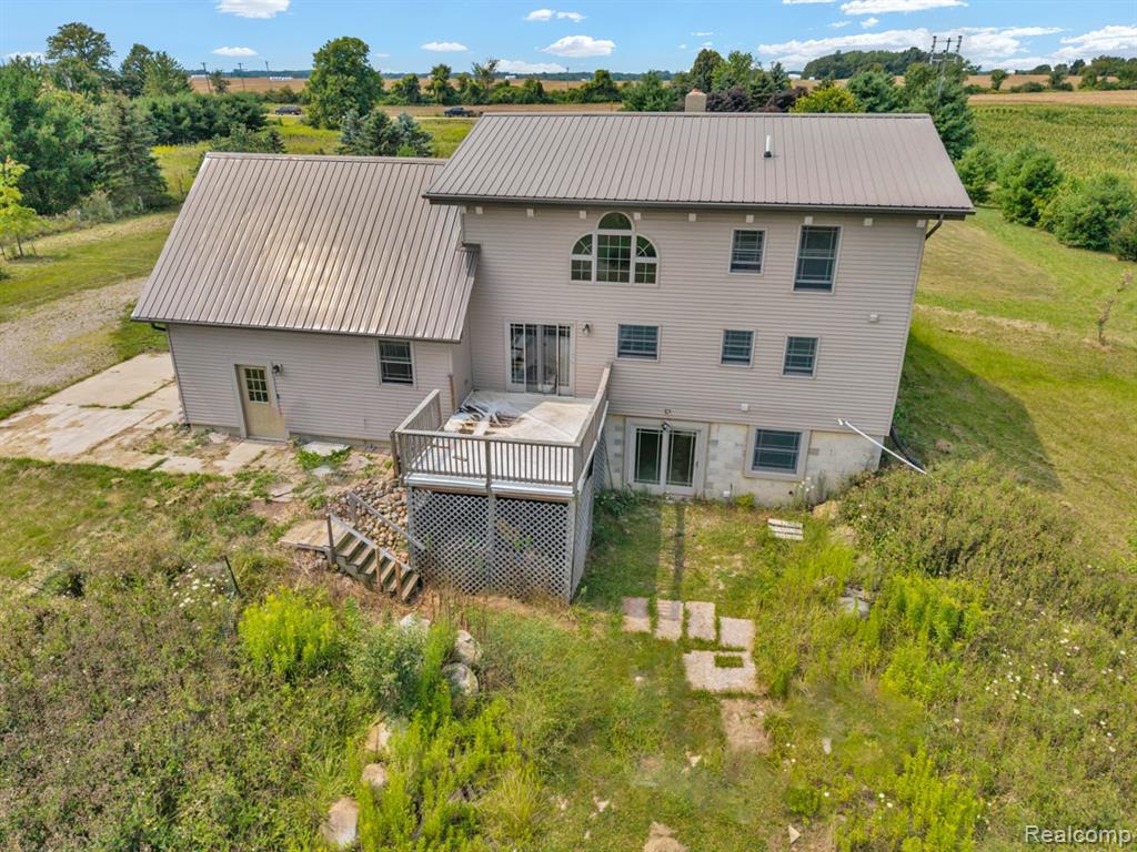 main property photo 3