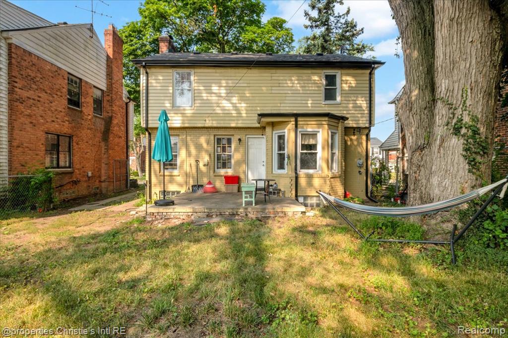 main property photo 25