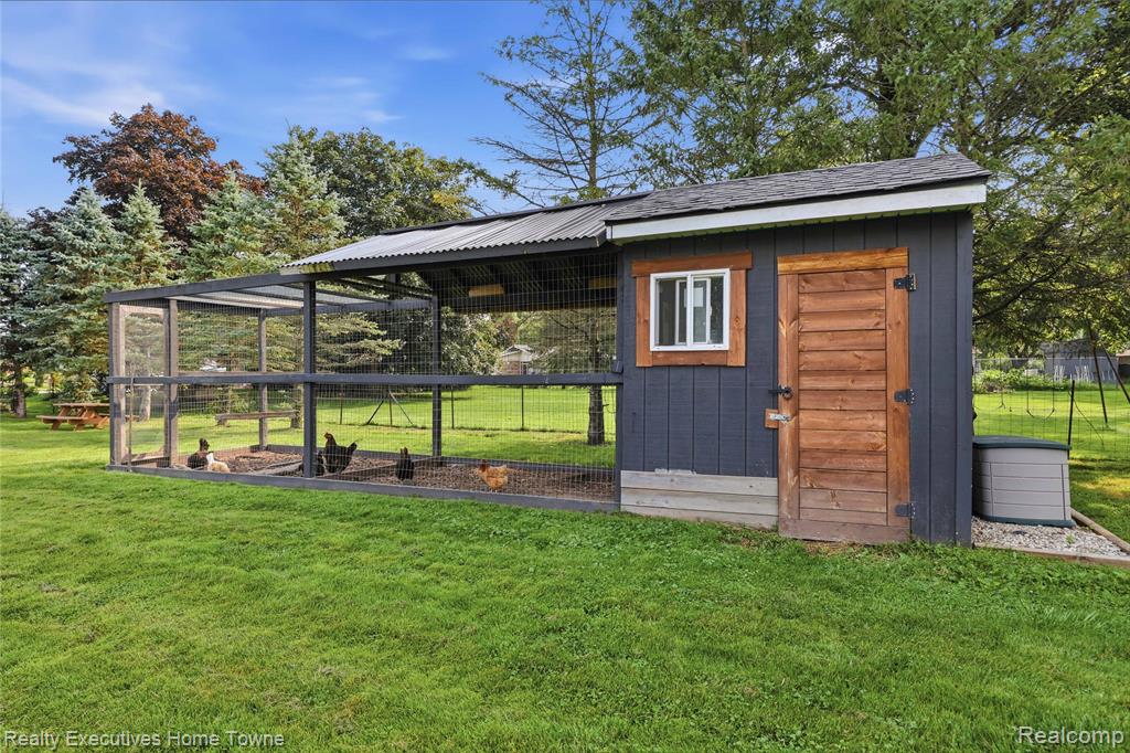 main property photo 53