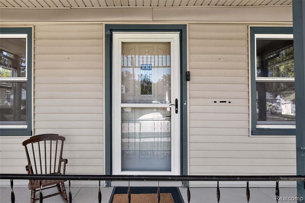 main property photo 40