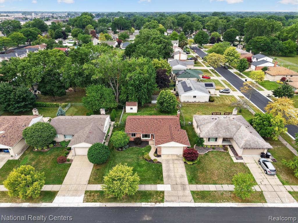 main property photo 51