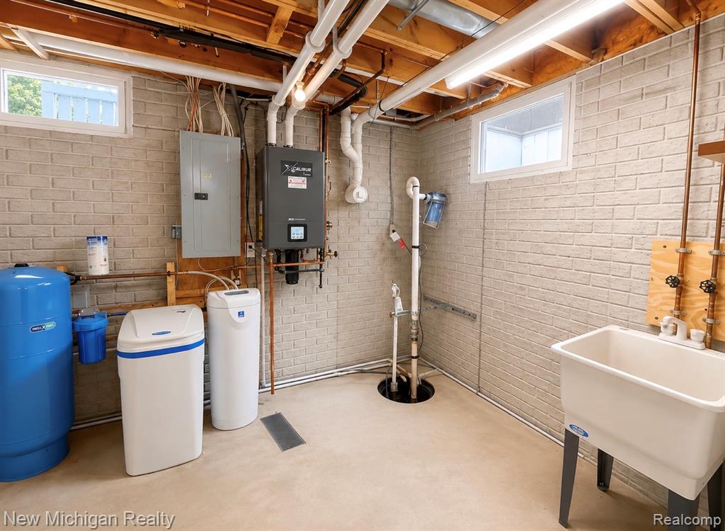 main property photo 53