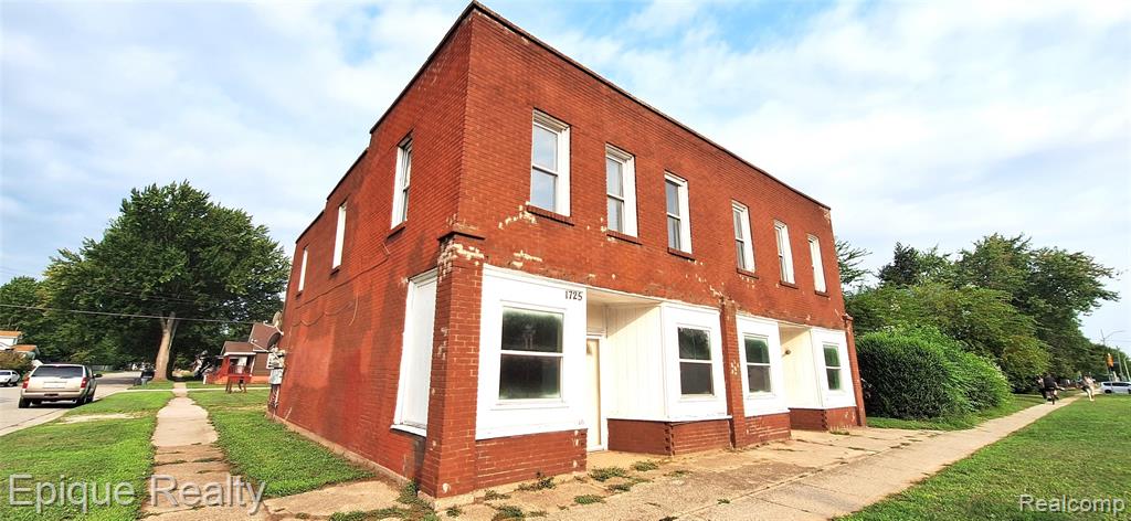 main property photo 3