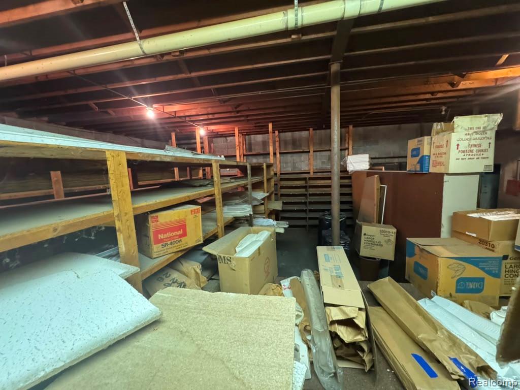 main property photo 22