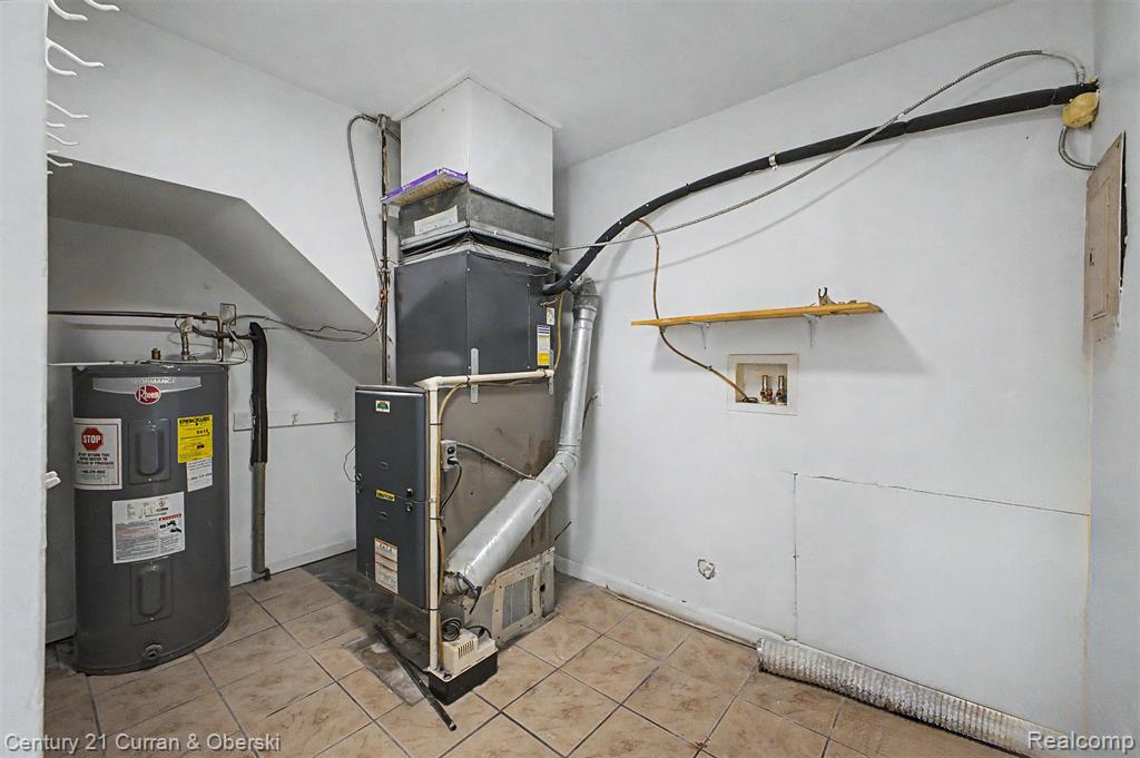 main property photo 17