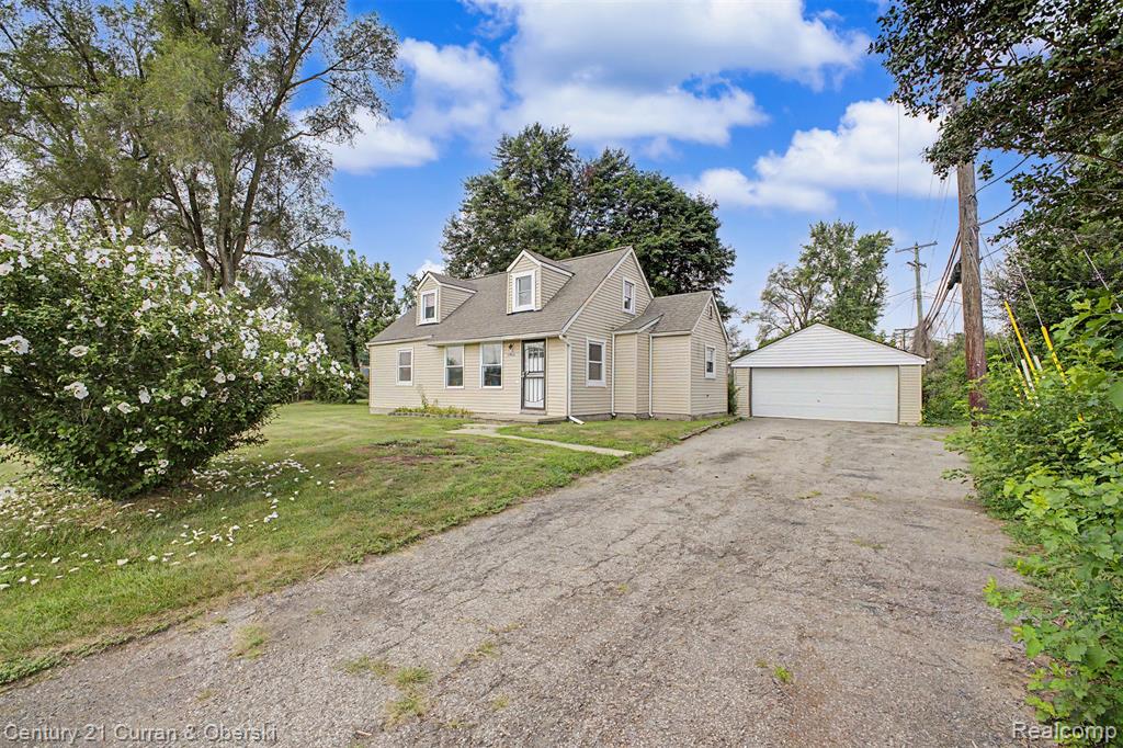 main property photo 3