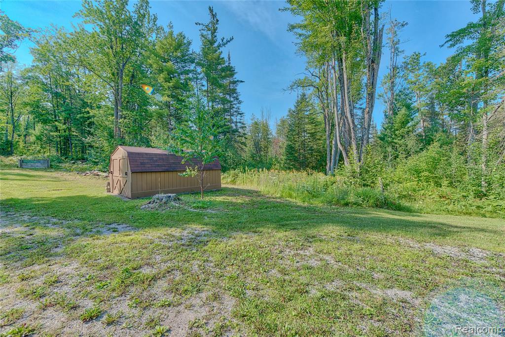 main property photo 13