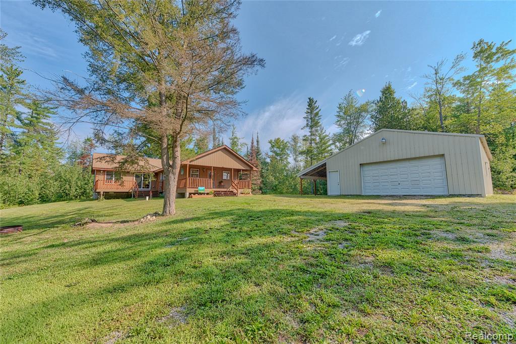 main property photo 15