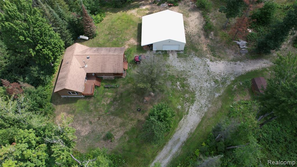 main property photo 74