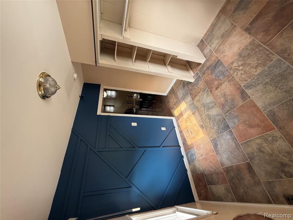 property viewer photo 6