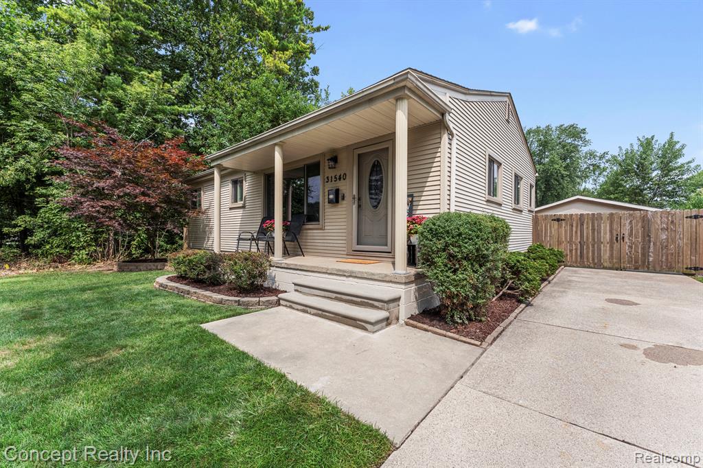 main property photo 1