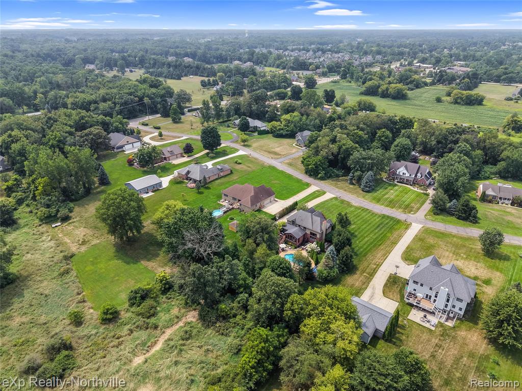 main property photo 86