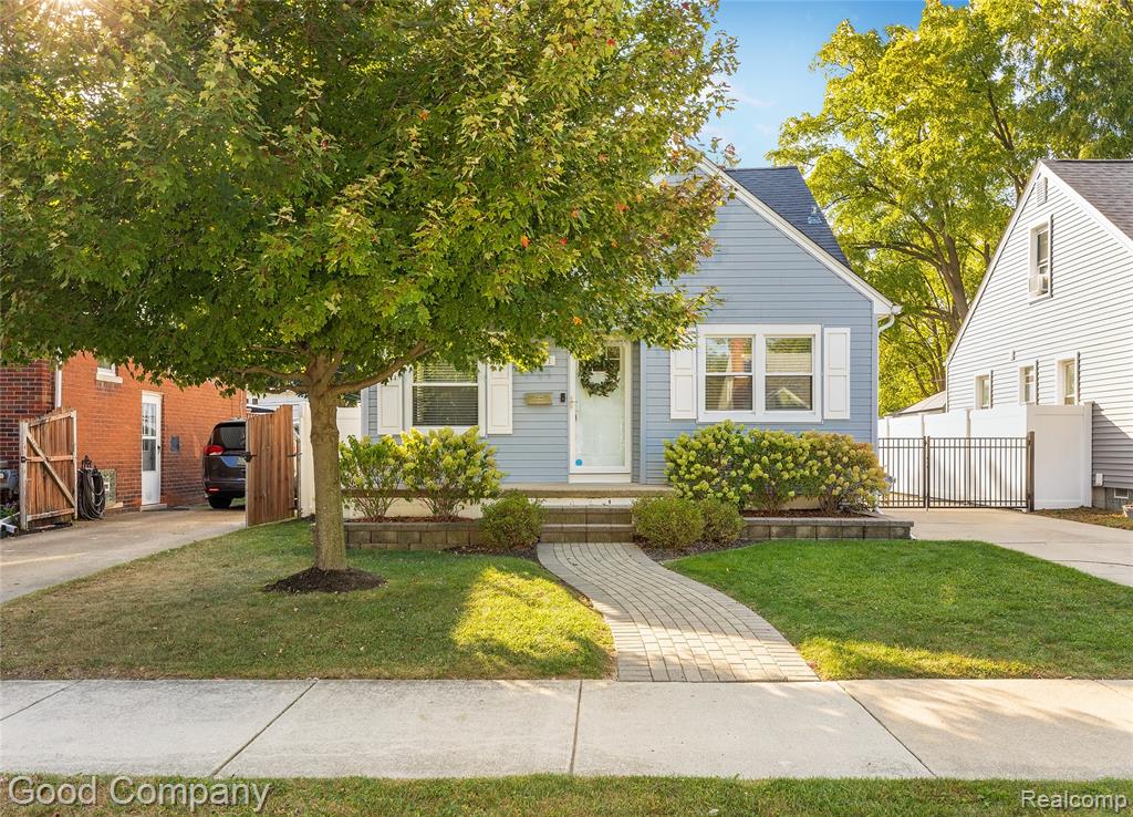 main property photo 1