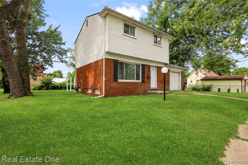 main property photo 7