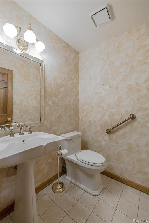 main property photo 20