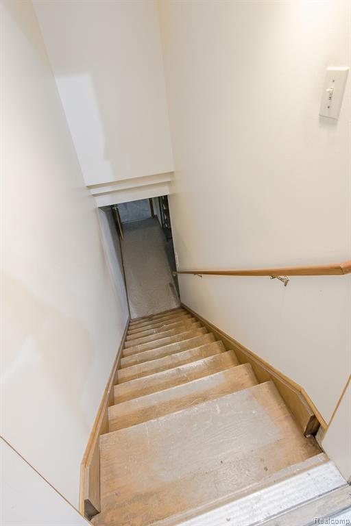 main property photo 56