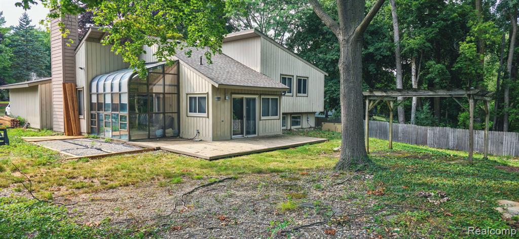 main property photo 5