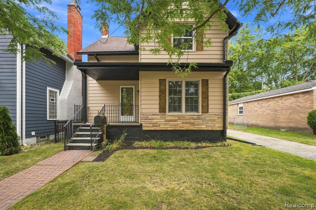 main property photo 2