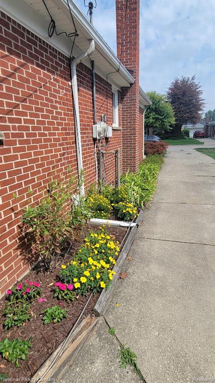 main property photo 38