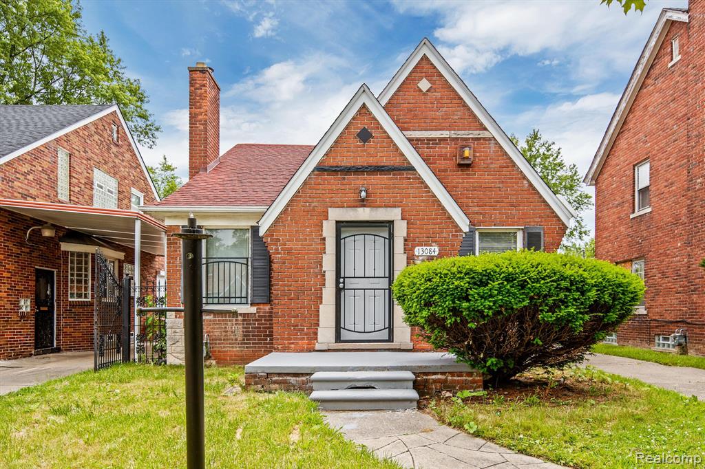 main property photo 1
