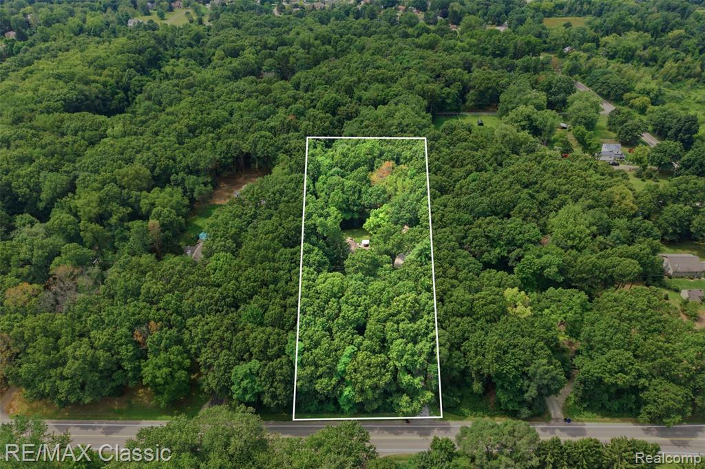 main property photo 49