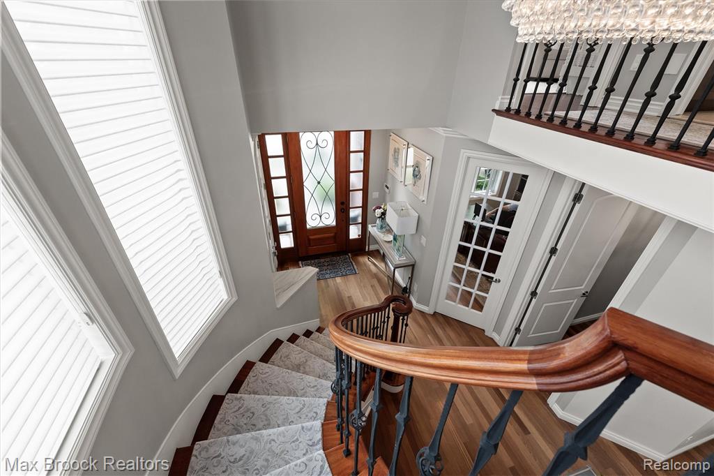 main property photo 16